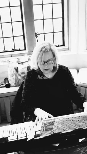 Caroline Wallis-Newport - Pianist
