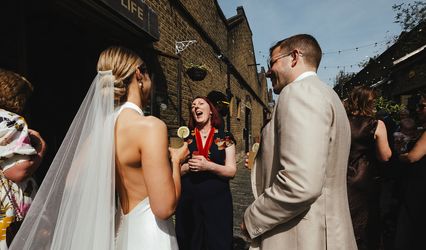 Ruth Gilmore Wedding Celebrant