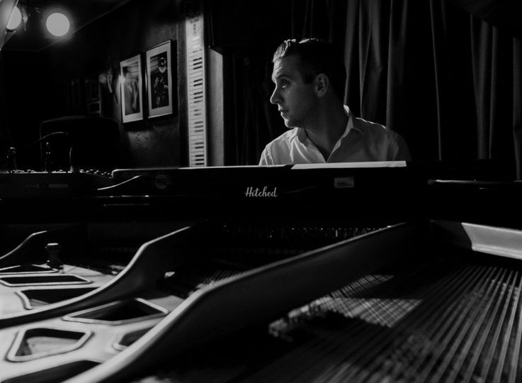 Tom Quirke - Wedding Pianist