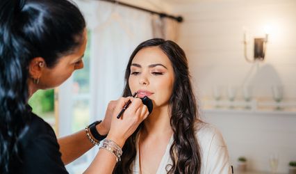 Mili Fox Makeup Artist