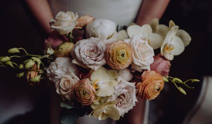 Narcissus Wedding Flowers by Susan 