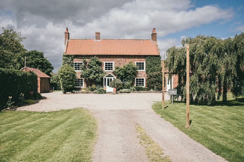 Howard Court Weddings