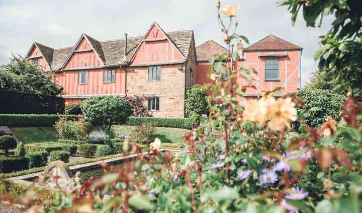 Pauntley Court Wedding Venue Newent Gloucestershire Hitched Co Uk