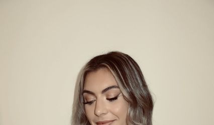 MakeupbyLois