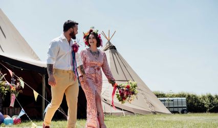 Sheepy Meadows Tipi