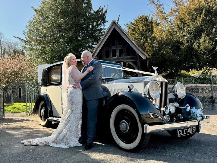 Dickie's Chauffeured Classic Cars