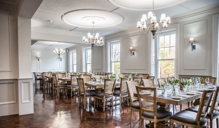 Beaumont Hotel