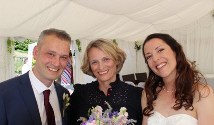 Pauline  Morgan Family Celebrant