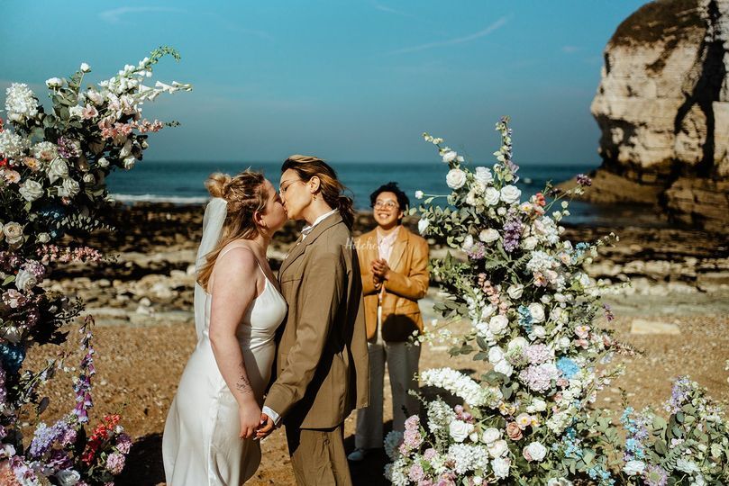 Giddy & Gay Ceremonies