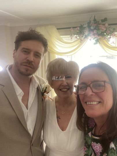 Maxi Elliott Celebrant