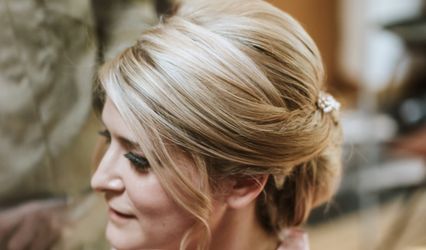 Sarah Wray Hair and Make-up Artistry