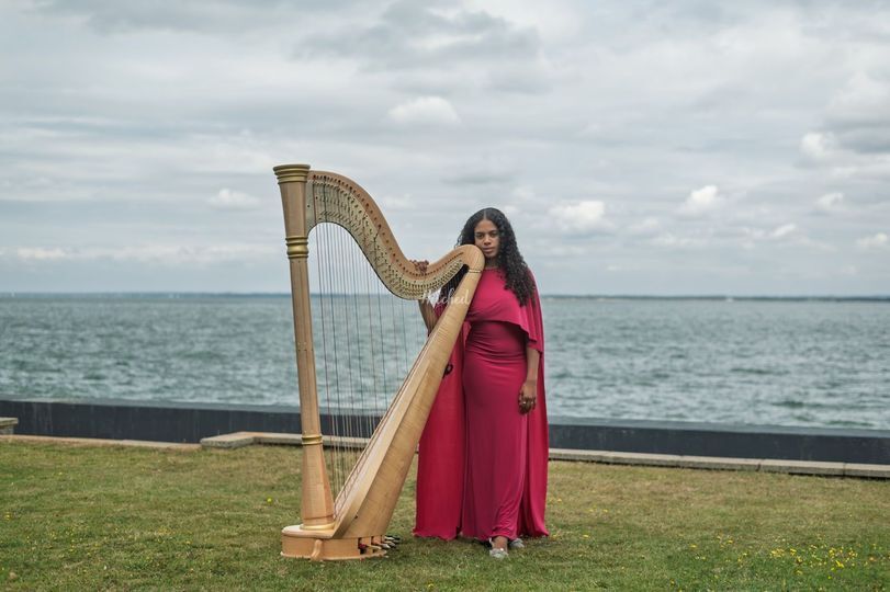 Bella Brown Harpist