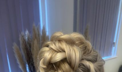 Auburn Hair Design