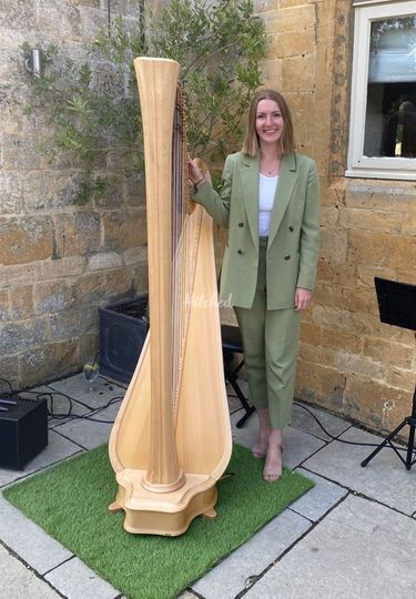 Madeline Kirby - Harpist