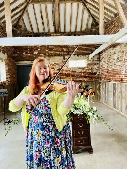Samantha Norman - Wedding Violinist