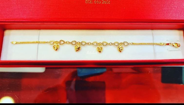 Hiba  jewelry