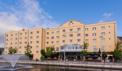 Canal Court Hotel