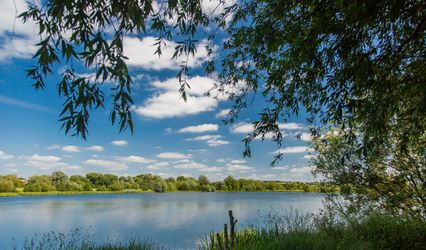 The Lakeside at Wild Berry Farm