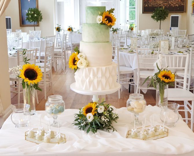 Sophie Faldo Couture Cakes