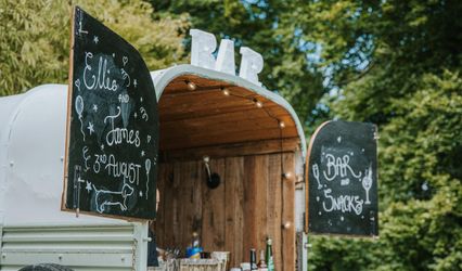 Anything Goes Horse Box