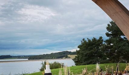 Blithfield Lakeside Barns