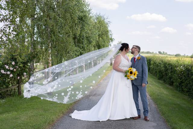 Stratton Court Barn 1