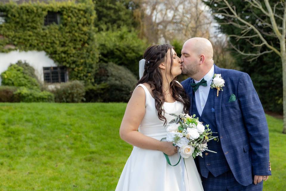 Grace & Lewis's wedding