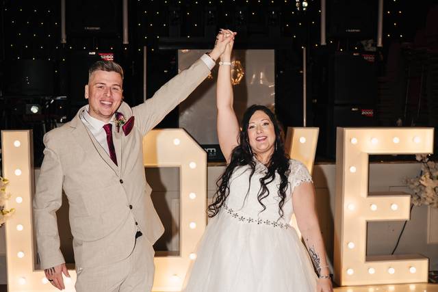 Suzanne & James's wedding 2