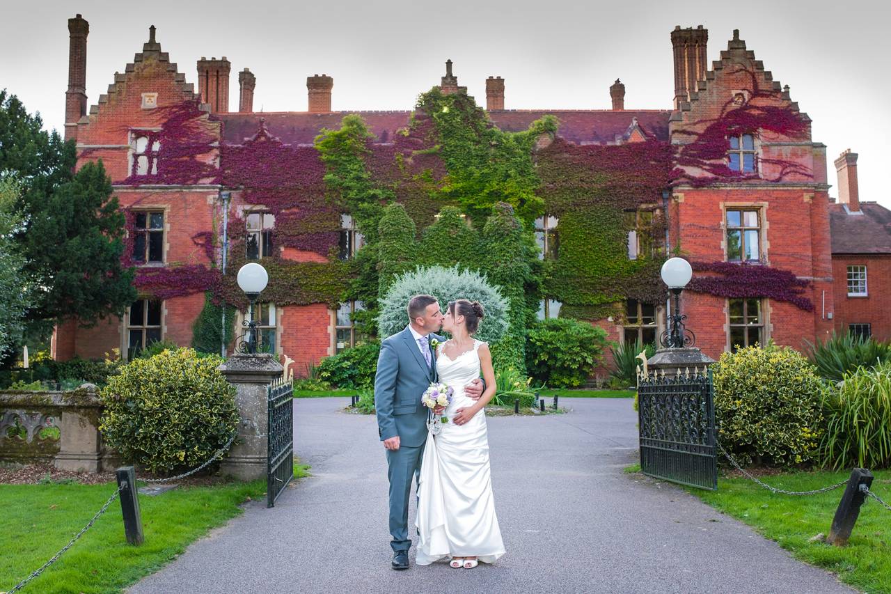 The Hertfordshire Golf & Country Club Wedding Venue Broxbourne