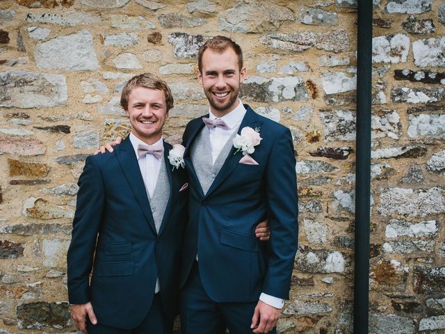 Harry and Nicola&apos;s Wedding in Liskeard, Cornwall 11