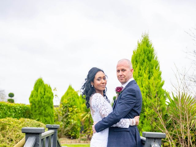 Gareth and York&apos;s Wedding in Nottingham, Nottinghamshire 11