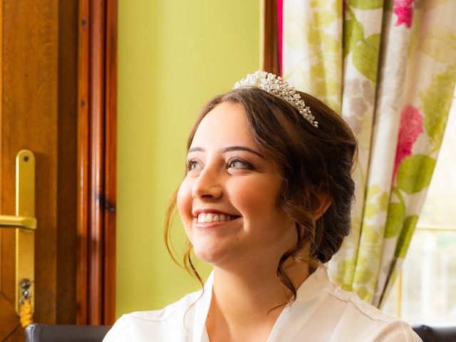 Jamie and Ellie's Wedding in Thrandeston, Norfolk 3