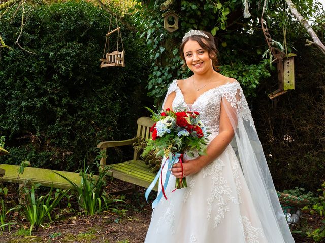 Jamie and Ellie's Wedding in Thrandeston, Norfolk 7