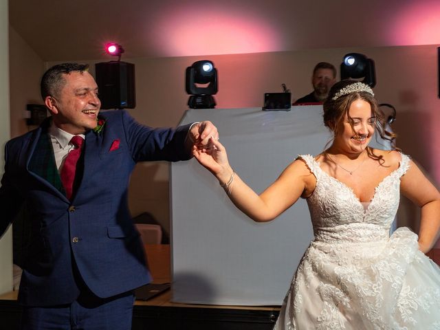 Jamie and Ellie's Wedding in Thrandeston, Norfolk 31