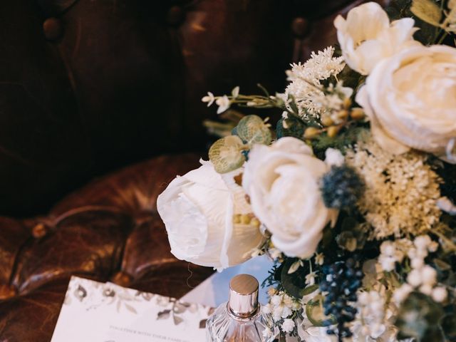 Nathan and Sophie&apos;s Wedding in Bromyard, Herefordshire 3