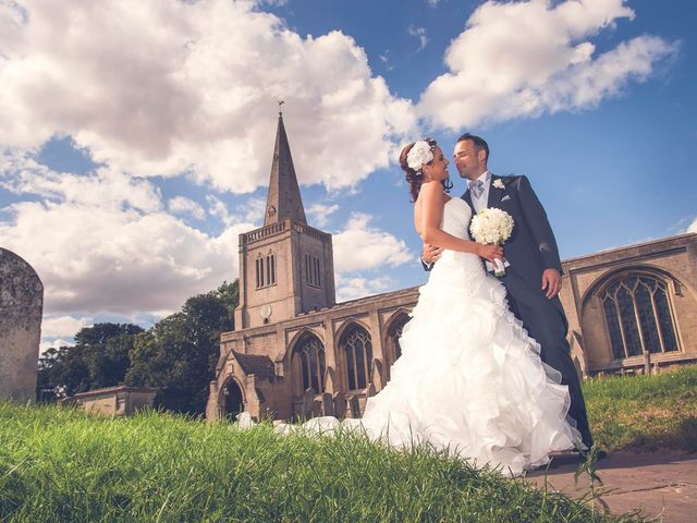 Anna and Lee&apos;s Wedding in Stamford, Lincolnshire 9