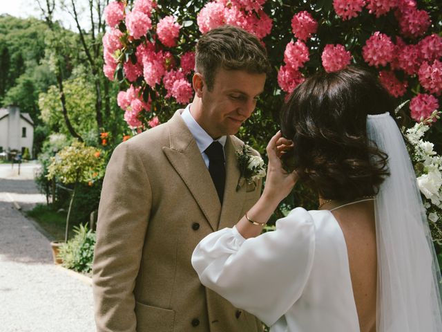 Dale and Jade&apos;s Wedding in Lake District , Cumbria 28