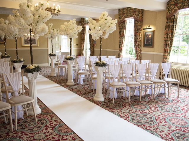 Simon and Louise&apos;s Wedding in Coventry, West Midlands 10