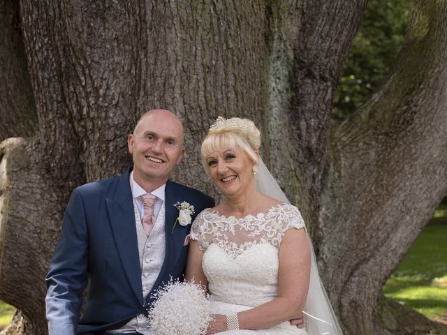 Simon and Louise&apos;s Wedding in Coventry, West Midlands 1