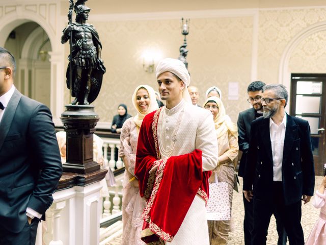 Abul and Juairya&apos;s Wedding in Leicester, Leicestershire 8