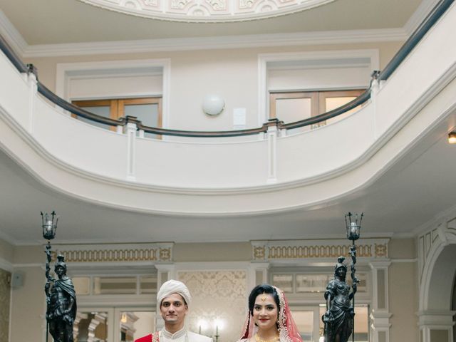 Abul and Juairya&apos;s Wedding in Leicester, Leicestershire 12