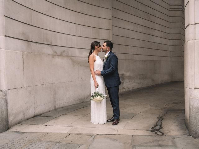 Sam and Kara&apos;s Wedding in City of London, East Central London 33