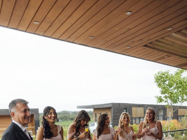 Kim and Dan's Wedding in Nottingham, Nottinghamshire 9