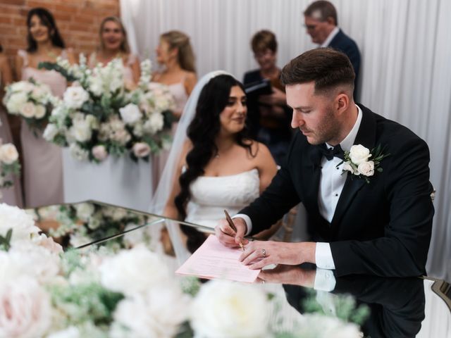 Kim and Dan's Wedding in Nottingham, Nottinghamshire 22