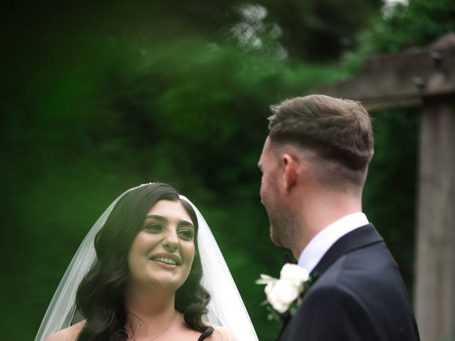 Kim and Dan's Wedding in Nottingham, Nottinghamshire 44