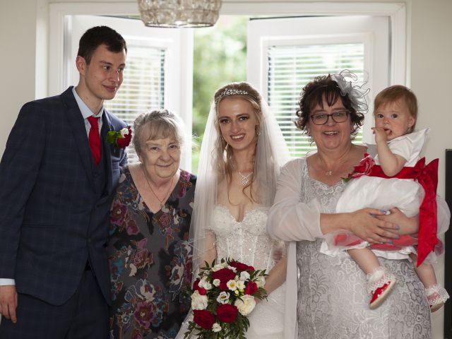 Aaron and Leah&apos;s Wedding in Stoke-on-Trent, Staffordshire 23