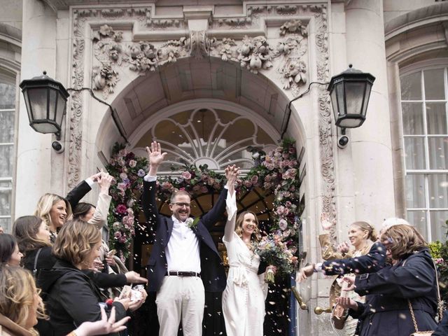 Chris and Beth&apos;s Wedding in Kensington &amp; Chelsea, West London 15