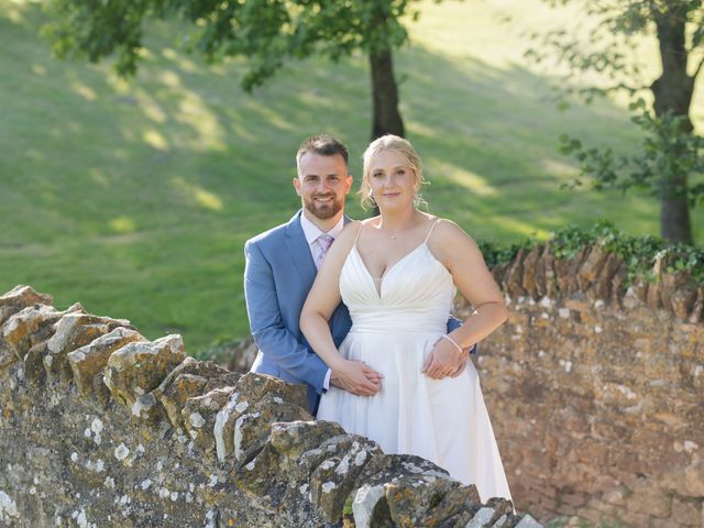Steven and Paige&apos;s Wedding in Chipping Norton, Oxfordshire 15