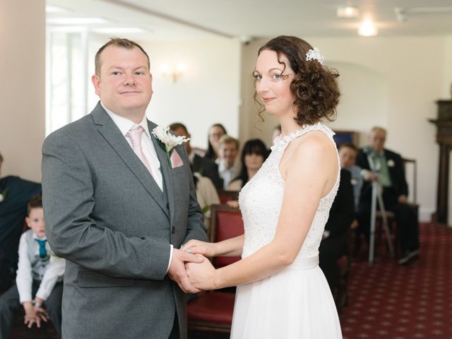 Andy and Marie&apos;s Wedding in Weston on the Green, Oxfordshire 2