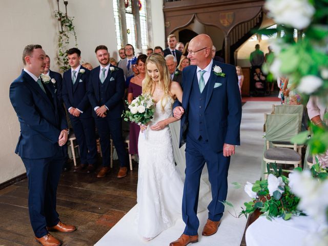 Cavan and Heidi&apos;s Wedding in Bromsgrove, Worcestershire 12